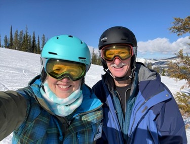 Bill and Susie Skiing